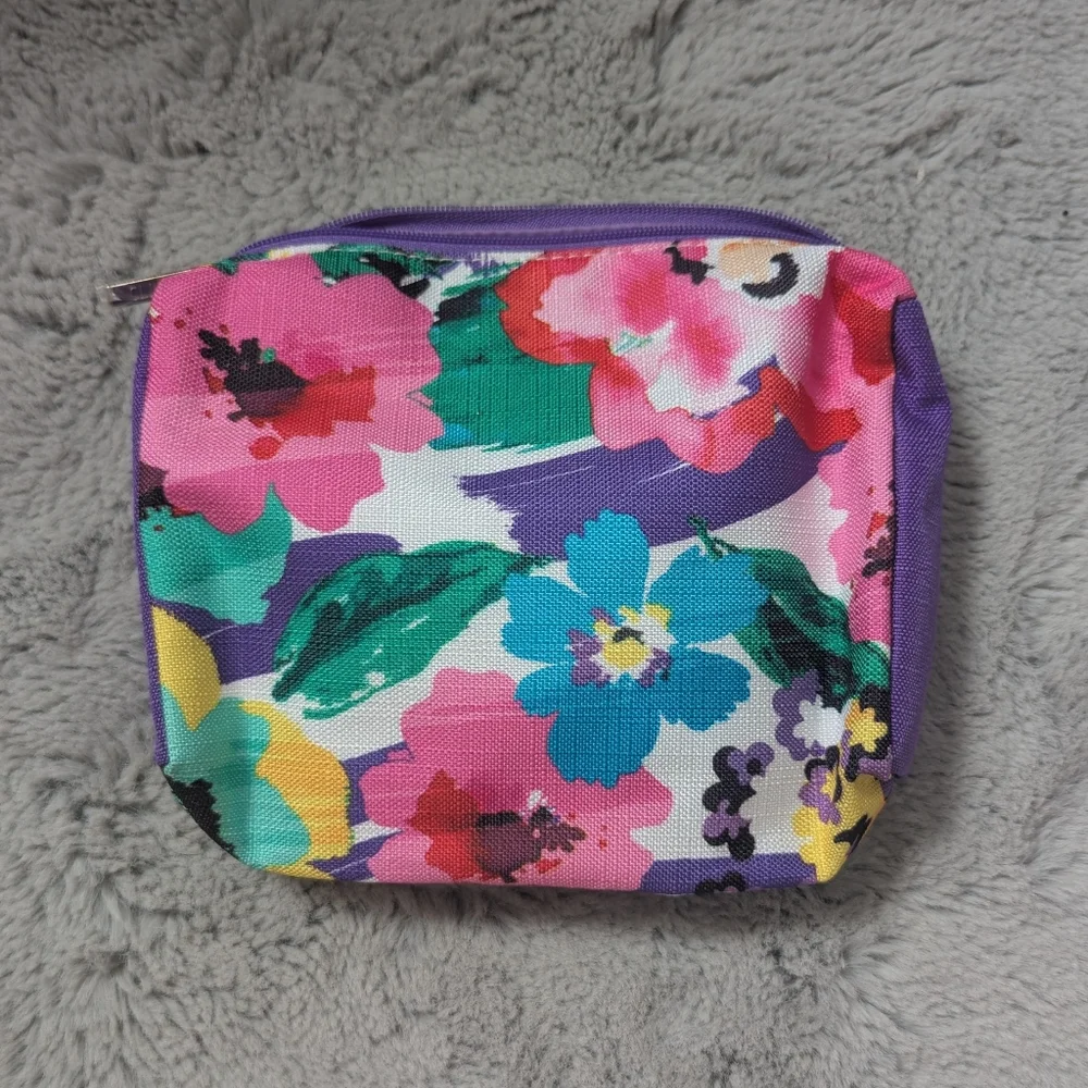 Clinique vibrant floral